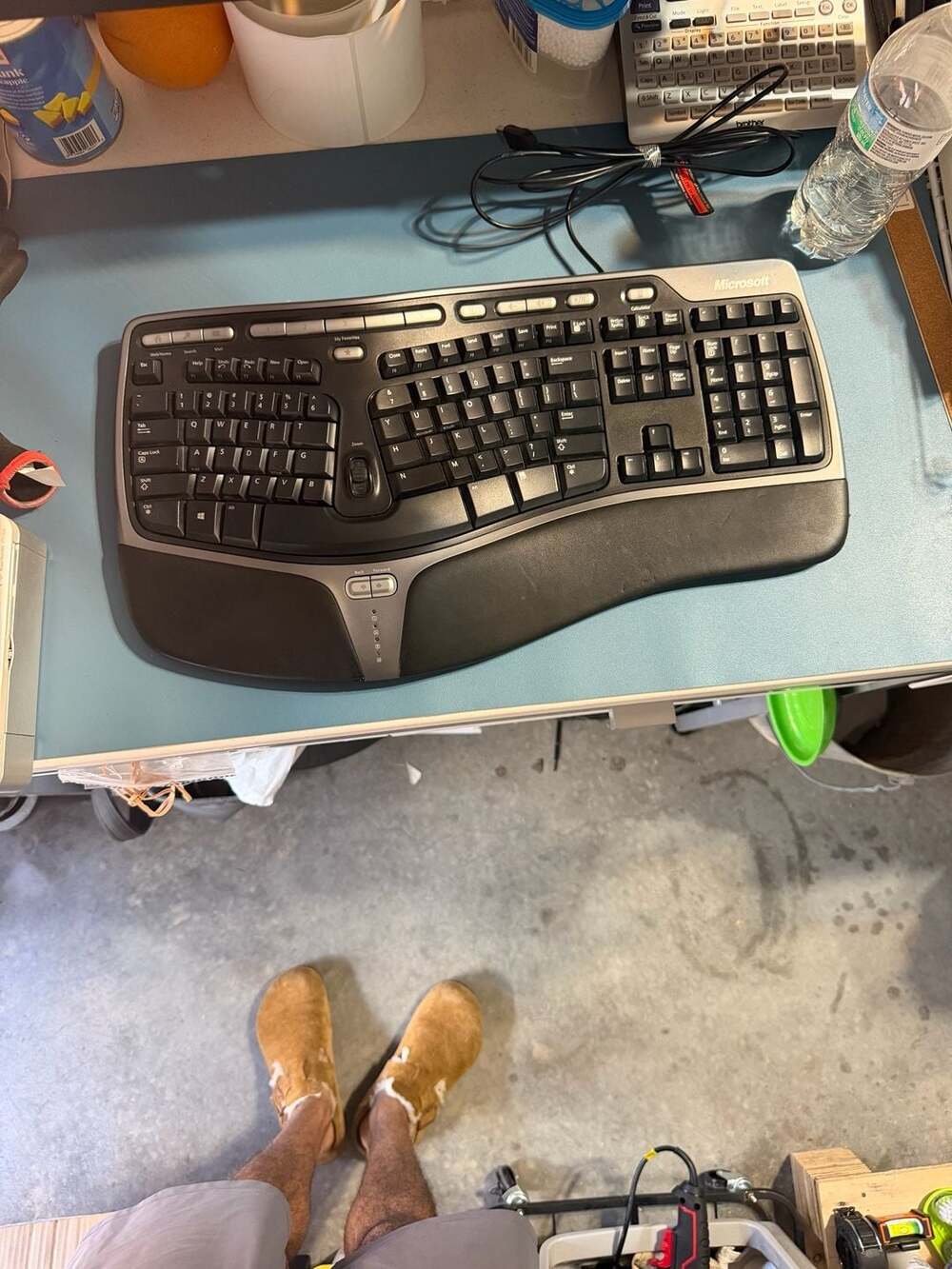 Microsoft Natural Ergonomic Keyboard 4000 v1.0 Wired USB